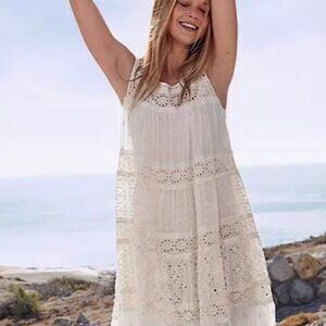 Johnny Was Loose White Sleeveless Dress